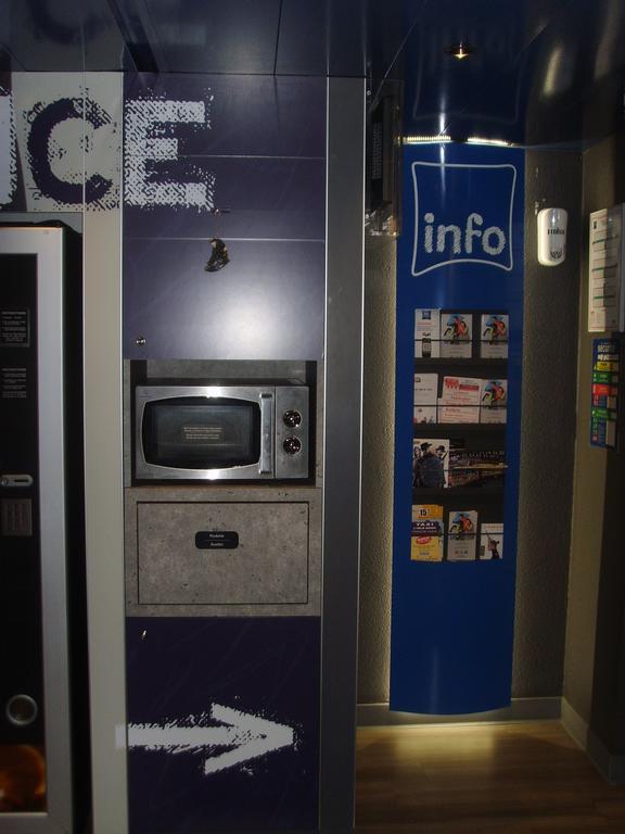 Ibis Budget L'Isle Adam Exteriér fotografie