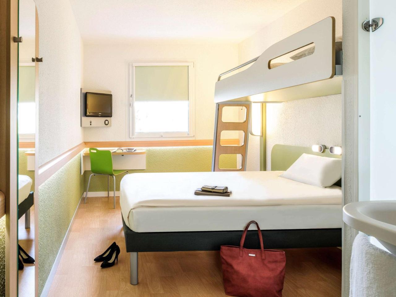 Ibis Budget L'Isle Adam Exteriér fotografie