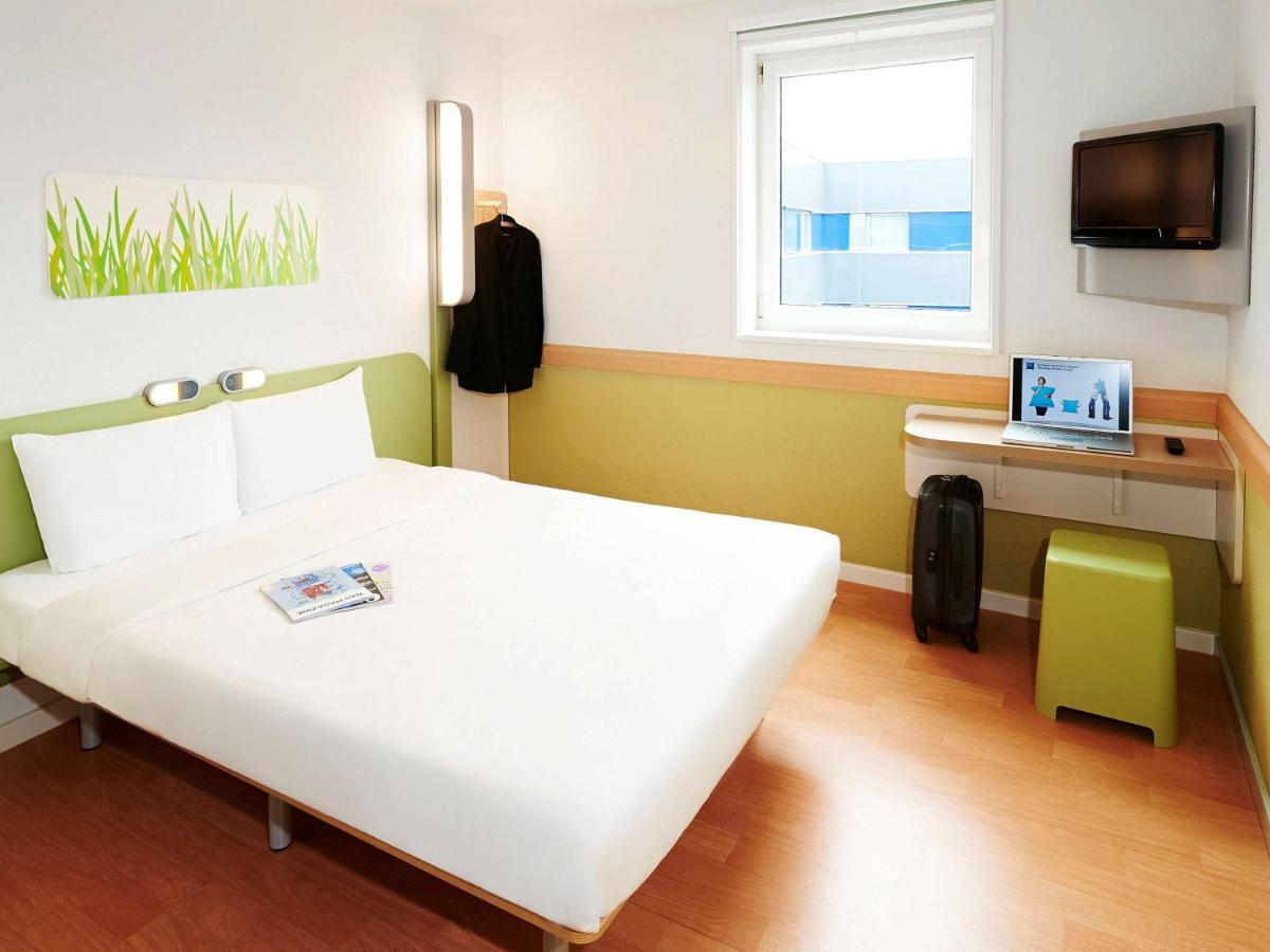 Ibis Budget L'Isle Adam Exteriér fotografie